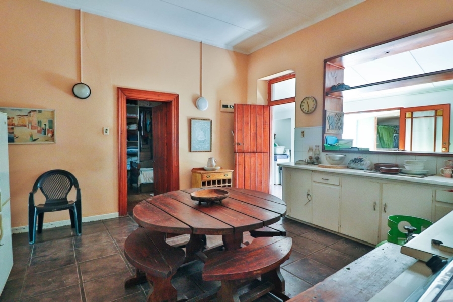 8 Bedroom Property for Sale in Moorreesburg Western Cape